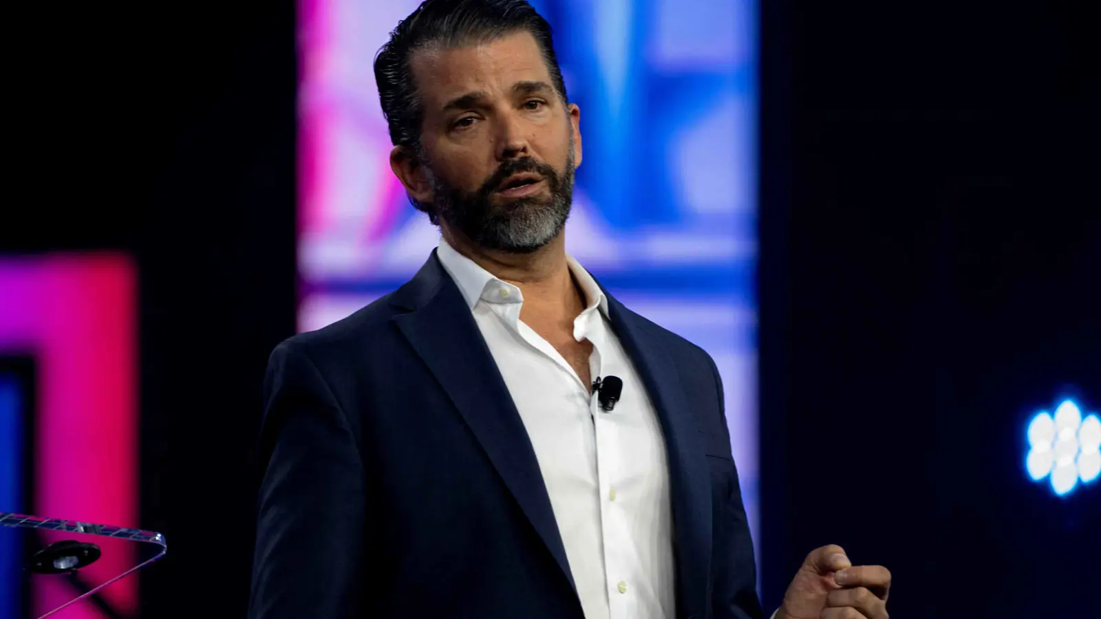 "ترامب جونيور" في غرينلاند.. ما سبب الزيارة؟