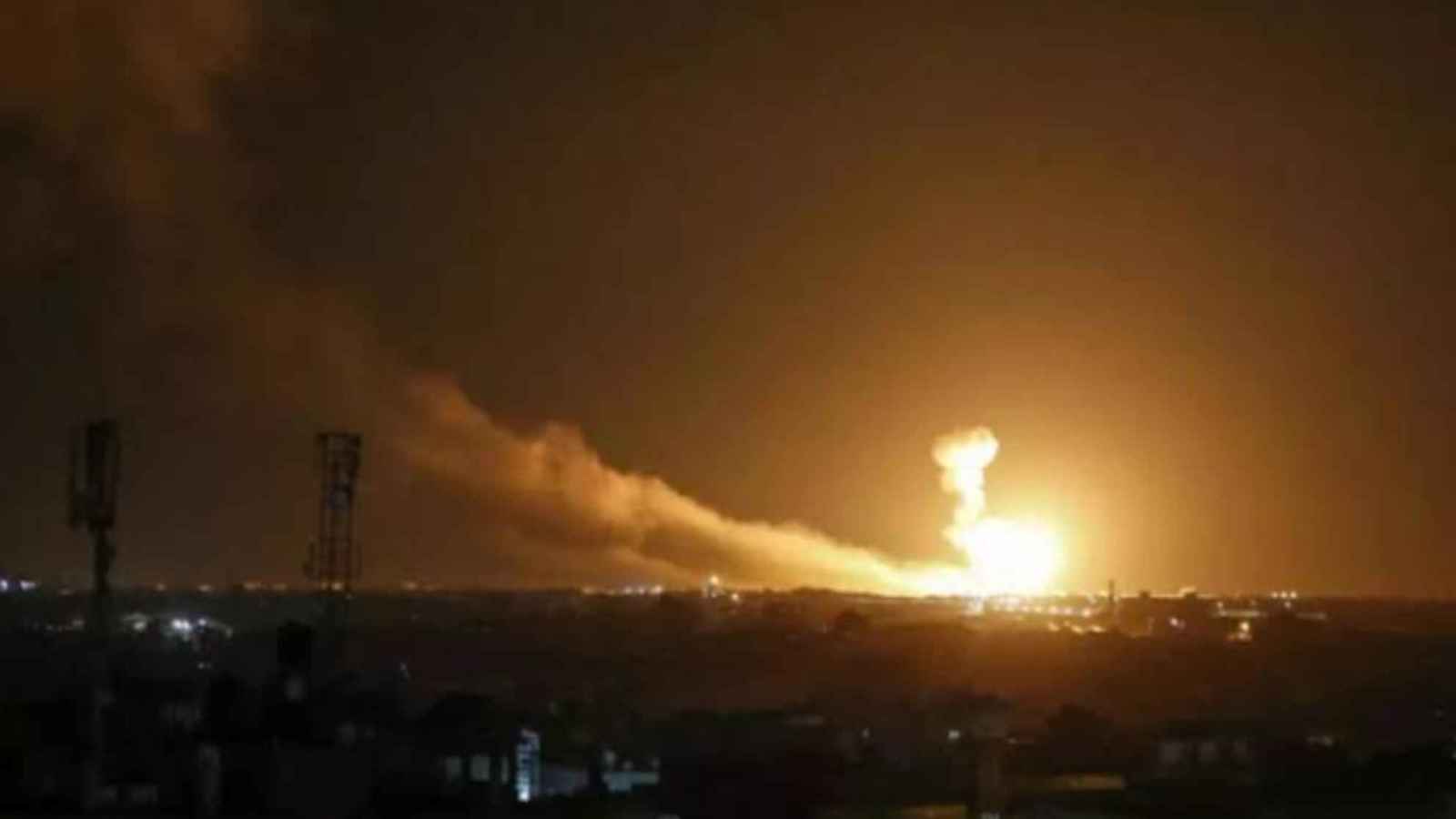 إعلام إسرائيلي يكشف سبب "الهجوم الأضخم" على سوريا منذ سقوط الأسد (فيديو)