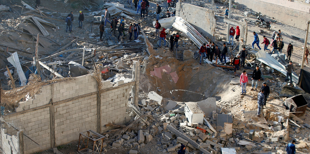 الطيران الإسرائيلي يقصف موقعًا لحركة حماس جنوب غزة