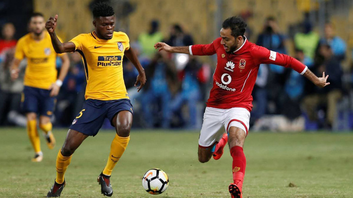 تقارير تكشف تفاصيل إتمام تعاقد النادي الأهلي المصري مع محمود "كهربا" (فيديو)