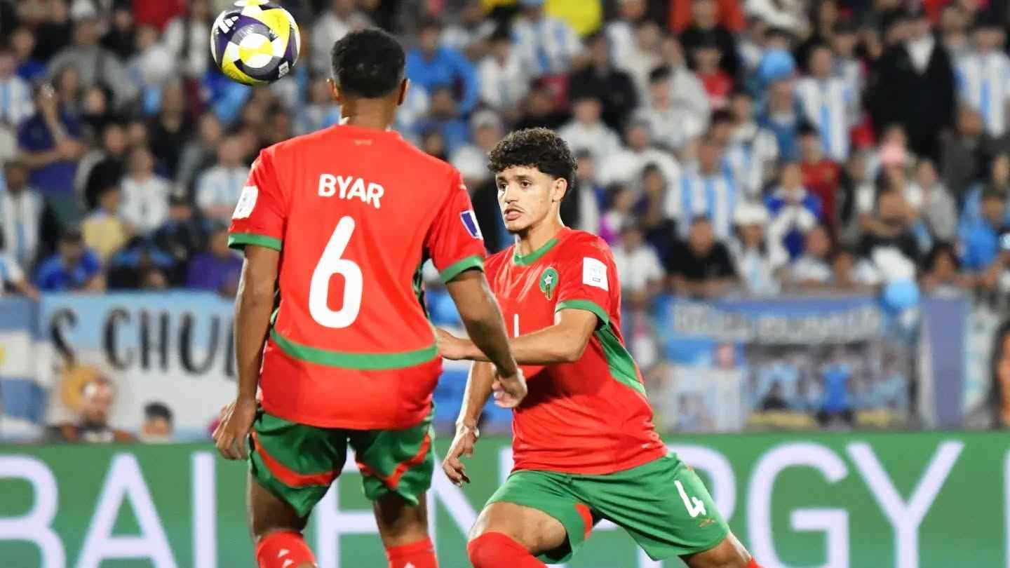 "المستقبل لنا".. أشرف حكيمي يوجه رسالة مثيرة بعد فوز المغرب بكأس العالم (صورة)