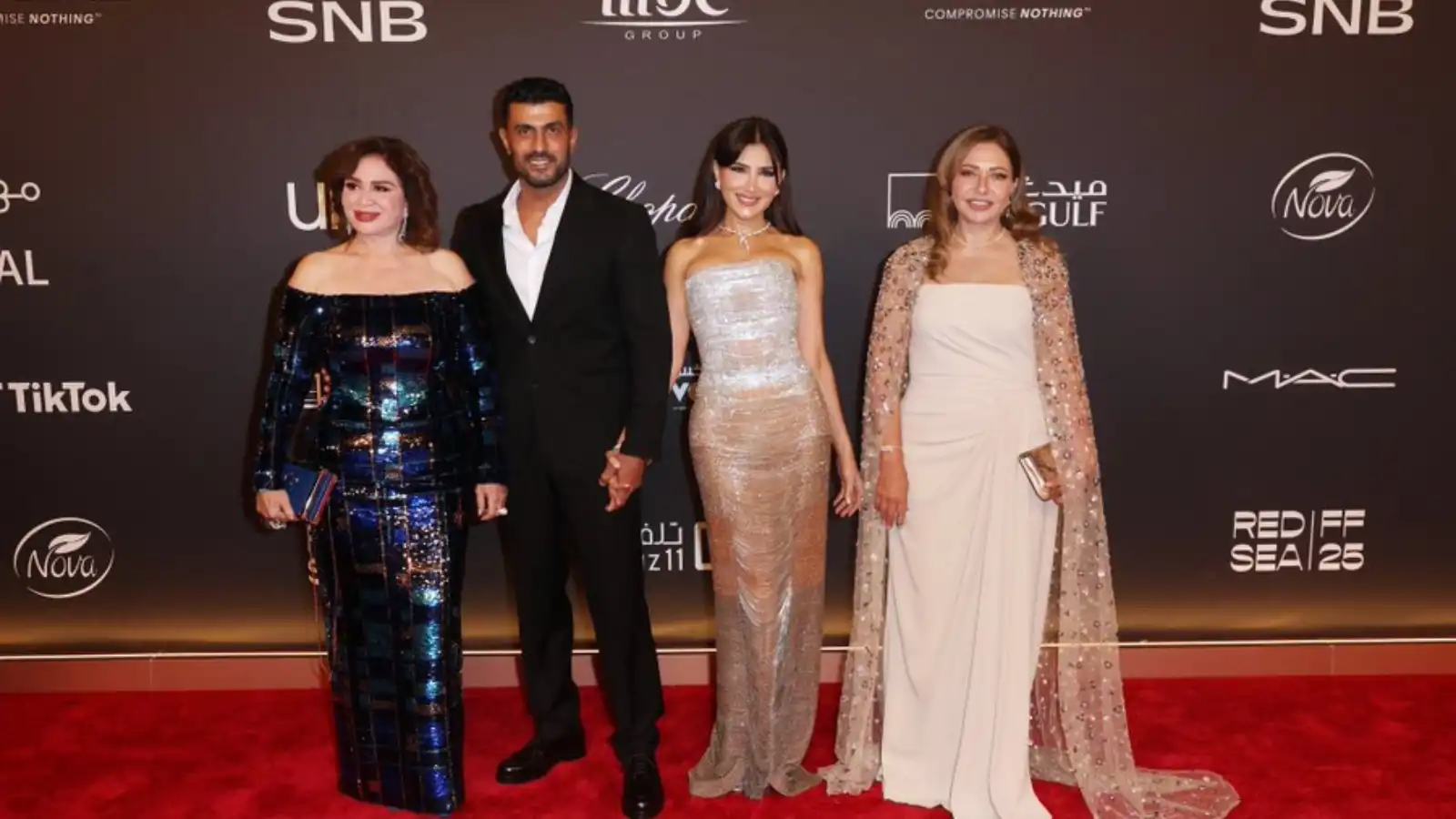 افتتاح مهرجان البحر الأحمر السينمائي في جدة (فيديو وصور)