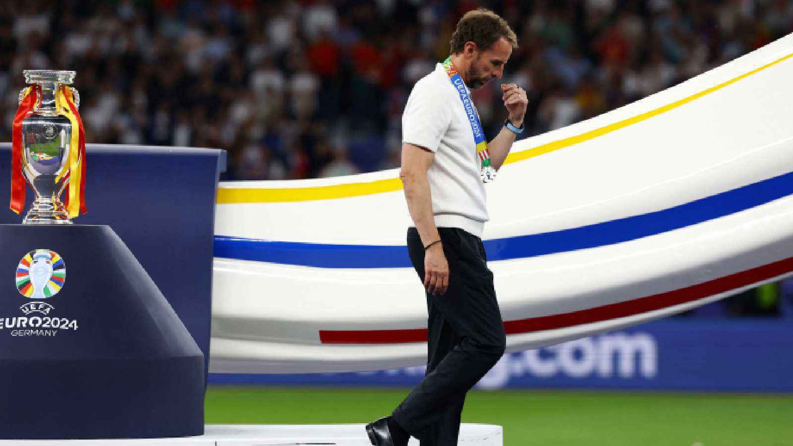 ساوثغيت يثير الشكوك حول مستقبله مع إنجلترا