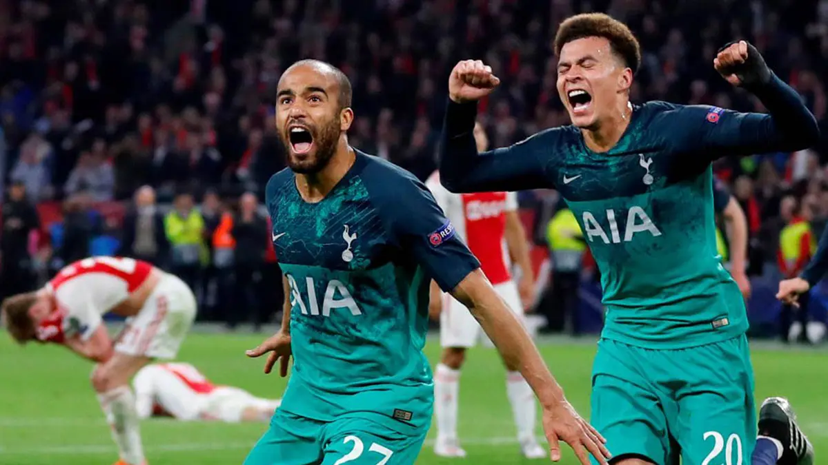 توتنهام يوقف 3 مشجعين حاولوا بيع تذاكر نهائي دوري أبطال أوروبا على الإنترنت