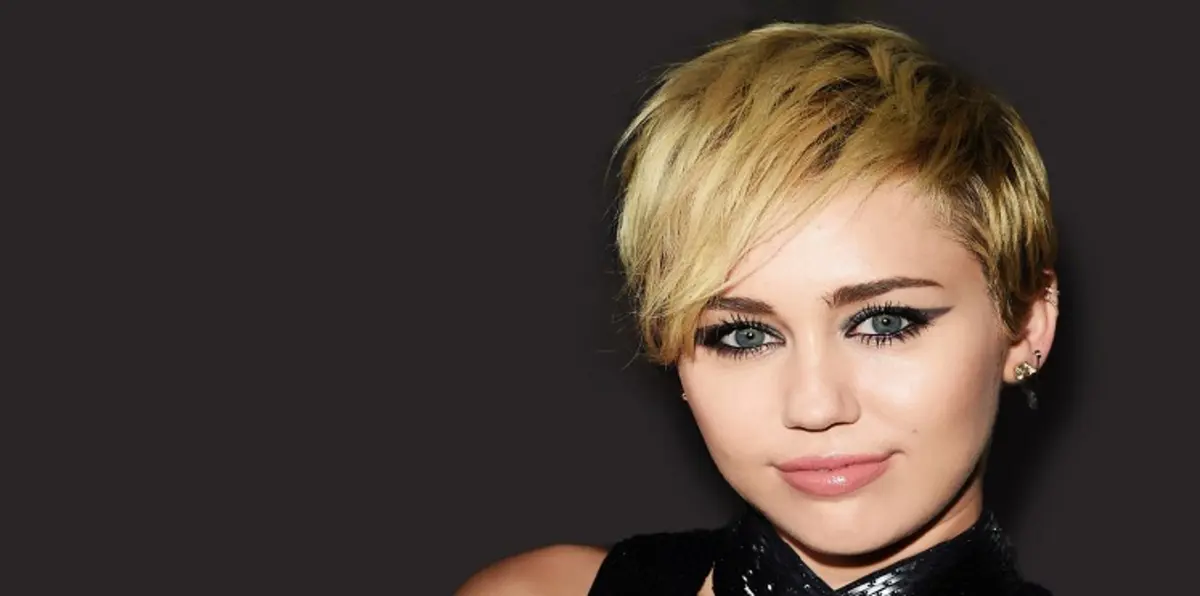 الشائعات تنتشر حول زوج مايلي سايرس (صور)