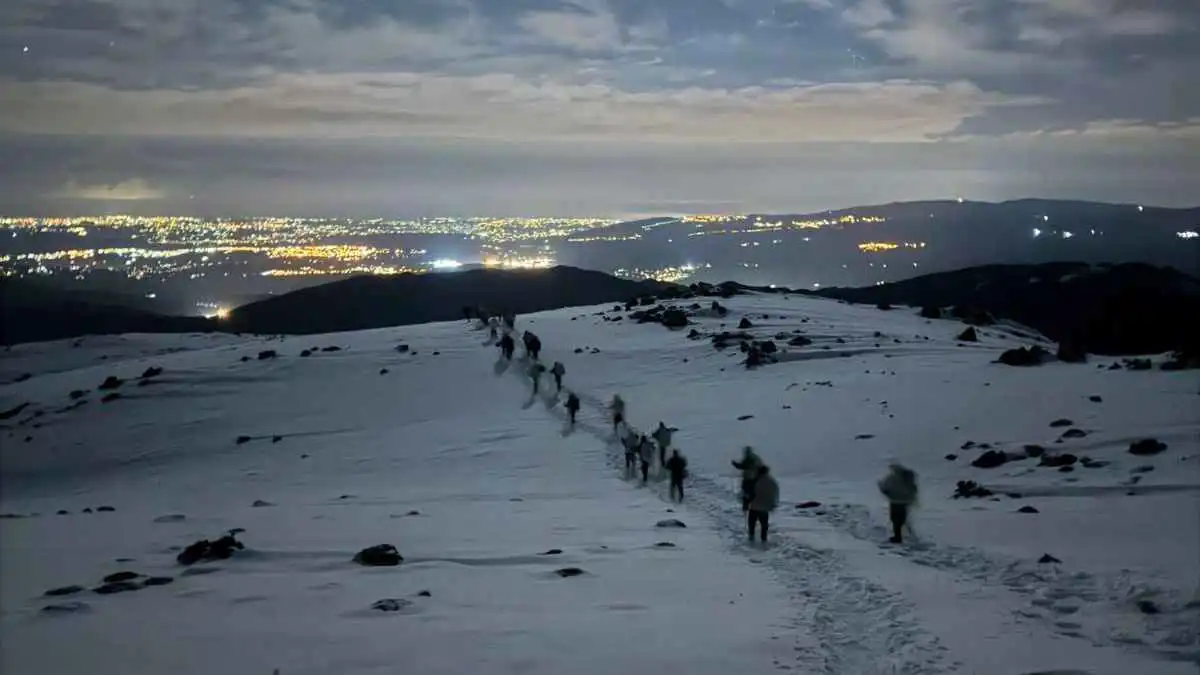 للمرة الأولى.. قوات إسرائيلية تعبر إلى جنوب لبنان من جبل الشيخ السوري (فيديو)