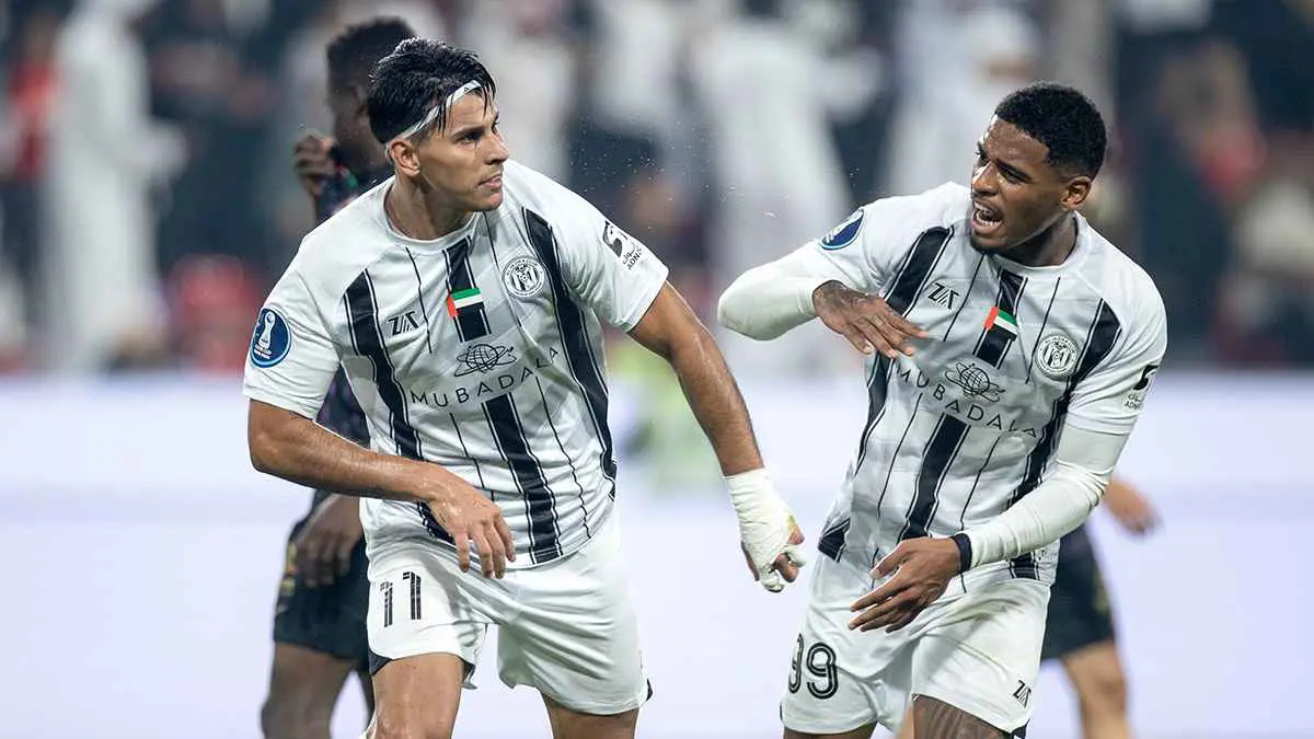 ضربات الترجيح تصعد بالجزيرة لنصف نهائي كأس مصرف أبو ظبي الإسلامي على حساب العين