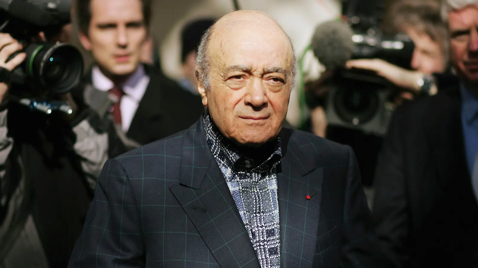 250 امرأة تتفاوض مع "هارودز" بعد الاتهامات الجنسية ضد مالكه