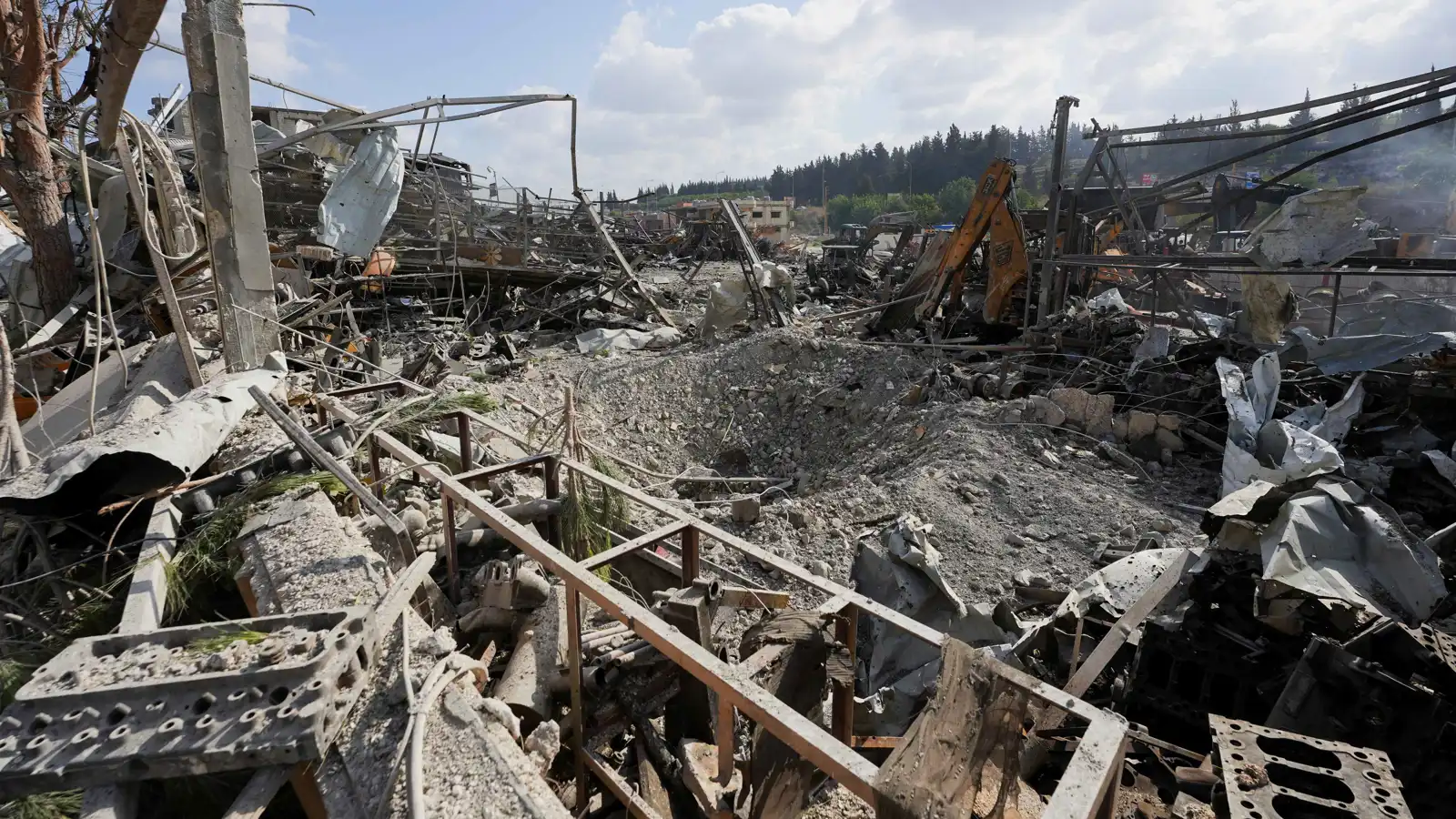 إسرائيل تعلن اغتيال "هائل قصيباني" قائد مجمع سيناي في حزب الله (فيديو)