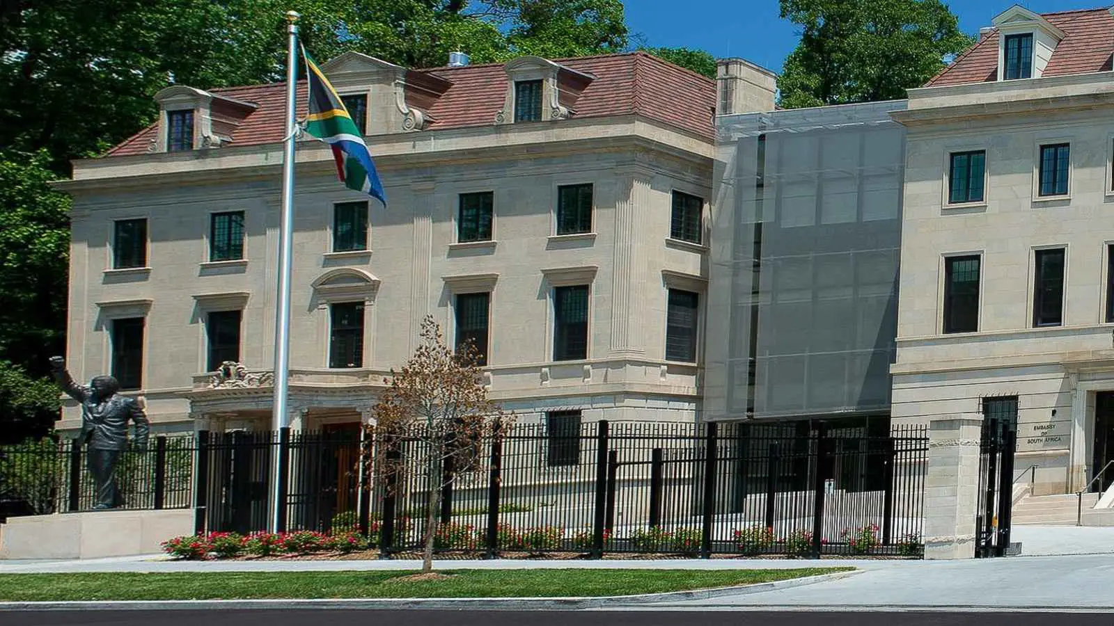 حرب غزة.. هل كانت الشرارة وراء غضب ترامب من جنوب أفريقيا؟