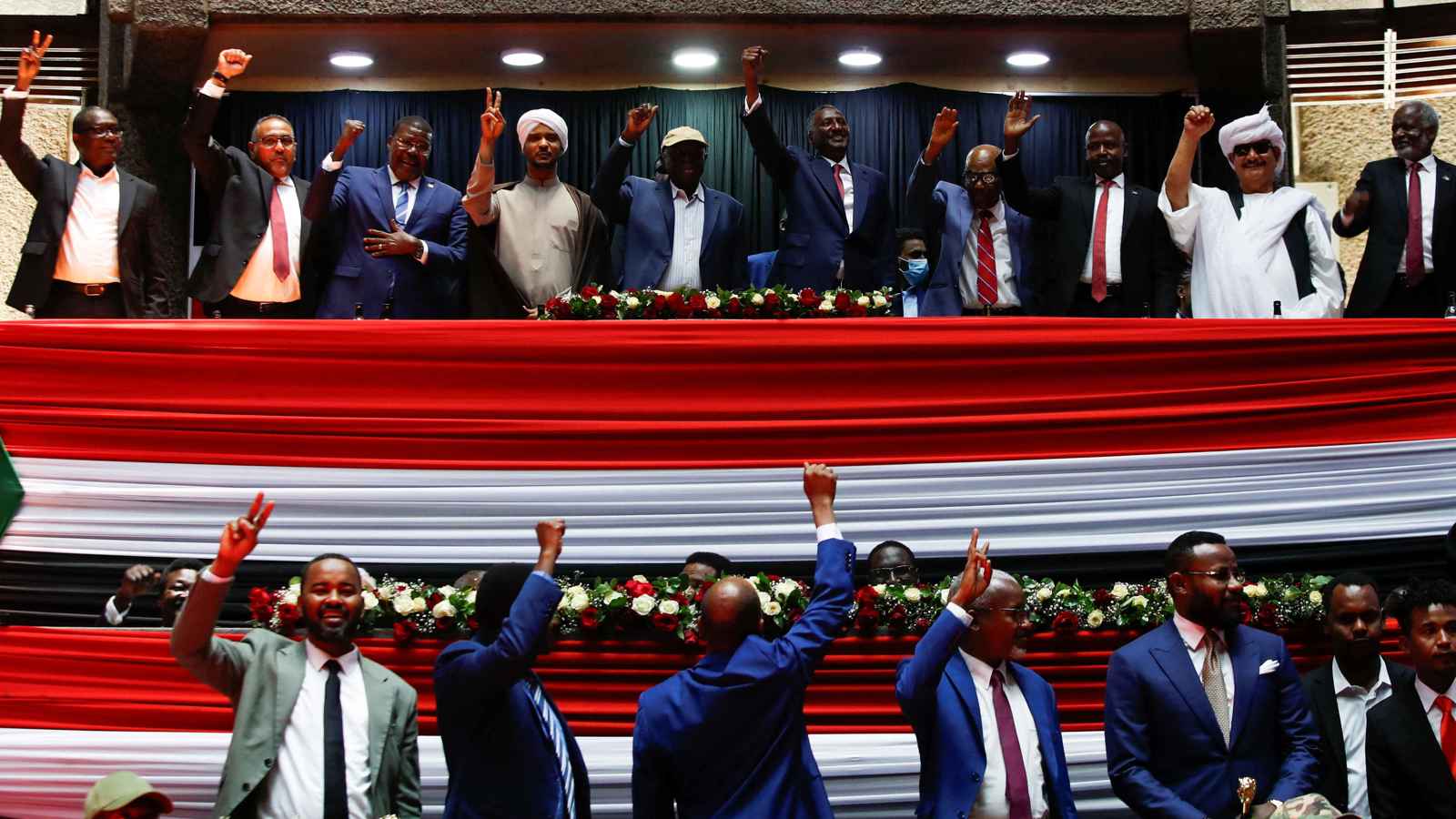 مستشار "الدعم السريع": الدستور الانتقالي ينظم شكل الحكم ويحل القضايا الخلافية