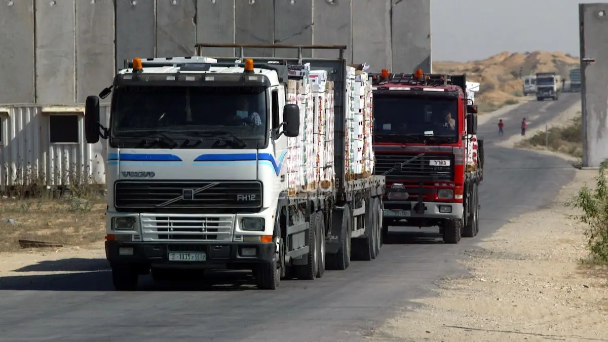 صحيفة عبرية: إسرائيل خففت الحصار عن قطاع غزة