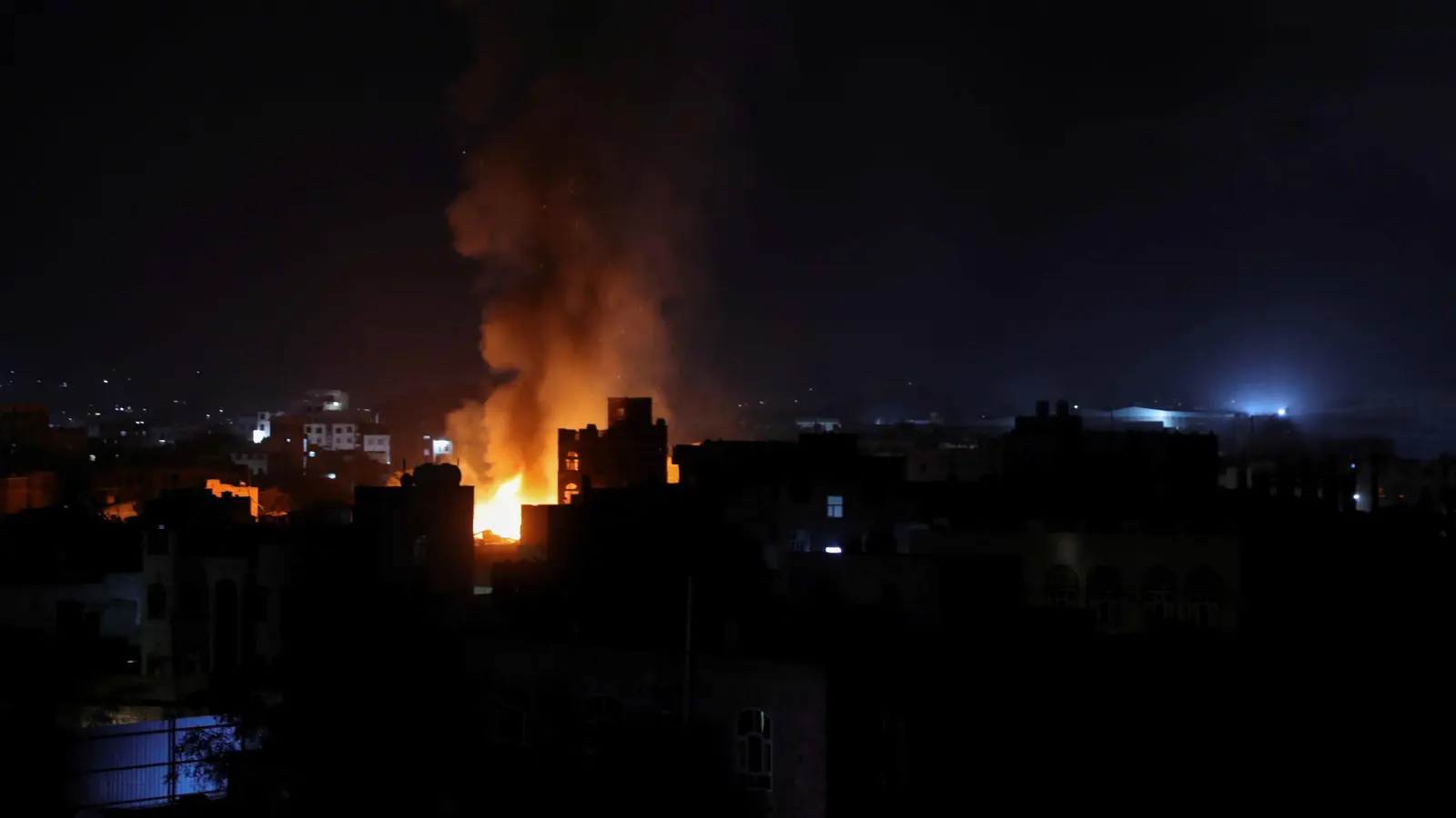 ضربات أمريكية غير مسبوقة تستهدف معاقل الحوثيين في الحديدة وصعدة