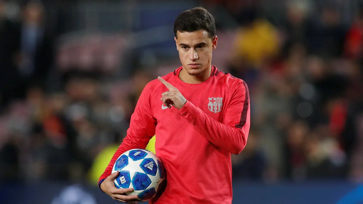 مستغلًا جلوسه على دكة البدلاء.. مانشستر يونايتد يخطط للتعاقد مع فيليب كوتينيو