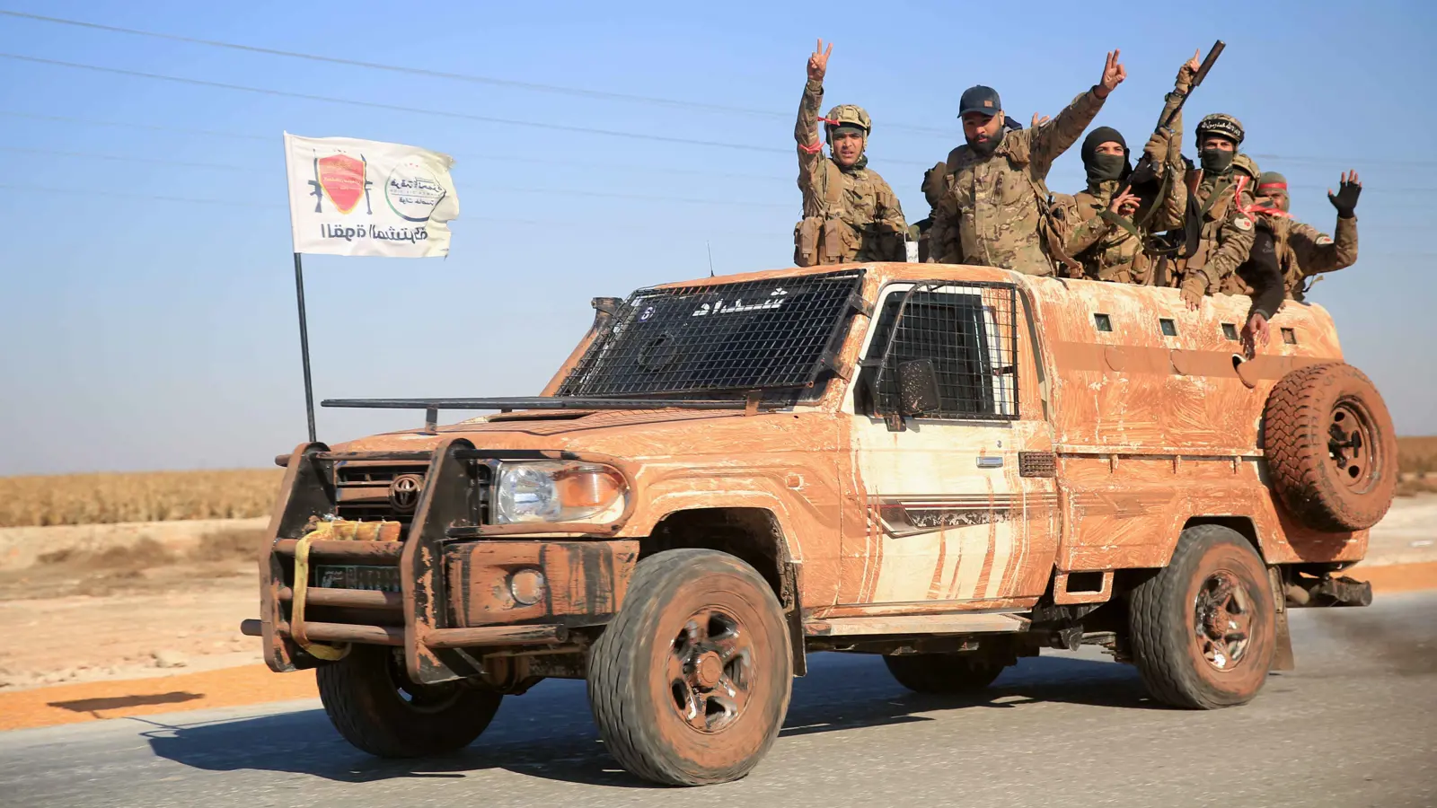 عشرات القتلى بغارات سورية-روسية على ريف حلب الشرقي