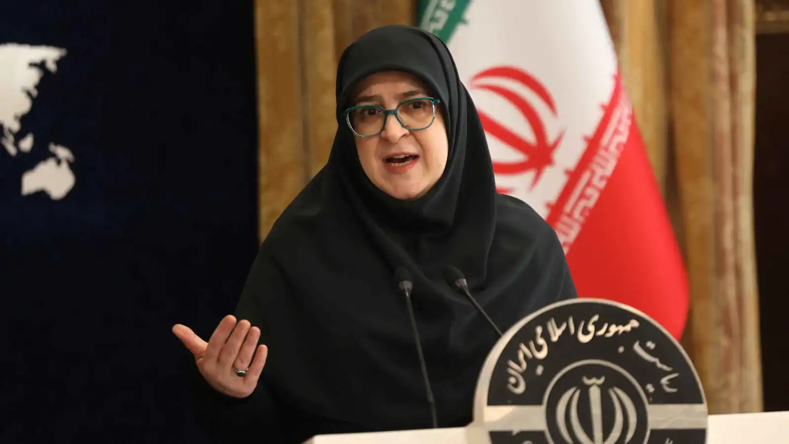 الحكومة الإيرانية: نسعى بكل طاقتنا لإبعاد شبح الحرب عن البلاد