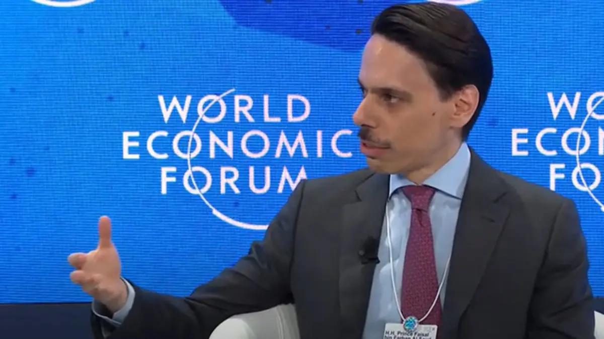 وزير الخارجية السعودي: أيدينا ممدودة لإيران