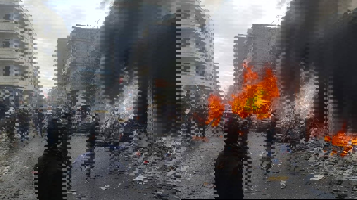 قتيلان و22 جريحا بانفجار سيارة مفخخة في مدينة أعزاز شمالي سوريا (فيديو)