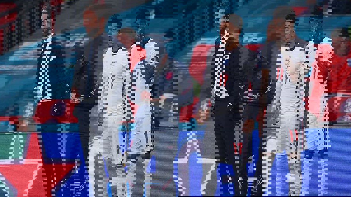 ساوثغيت يوجه رسالة إلى راشفورد وسانشو بعد استبعادهما من قائمة إنجلترا في دوري الأمم الأوروبية