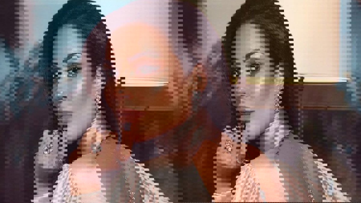 بعد يوم من انفجار عكار.. نادين نجيم تغضب اللبنانيين بفيديو "الرقص بالبكيني"