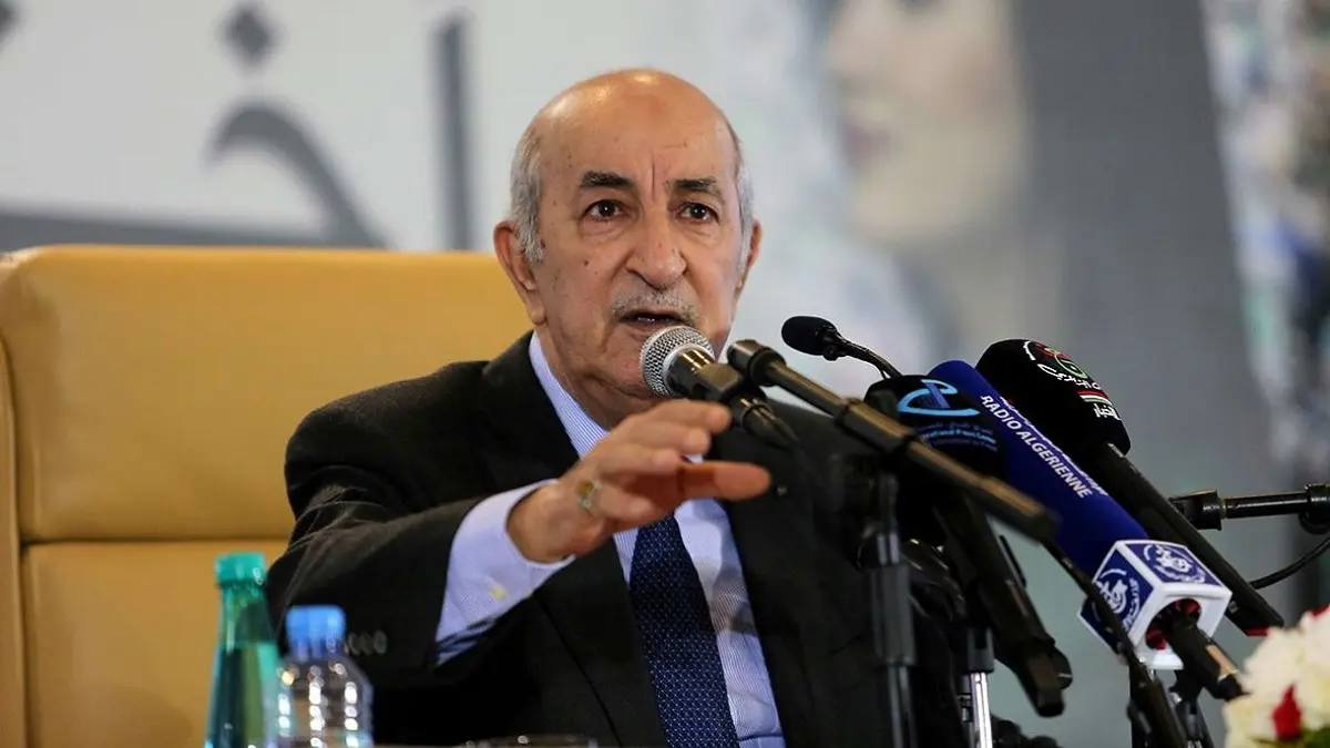 الرئيس الجزائري ينتهي من البروتوكول العلاجي لكوفيد-19 وسيخضع لفحوص