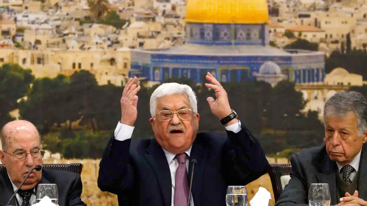 رام الله تراجع قراراتها إزاء غزة.. ورفع الرواتب الخطوة الأولى