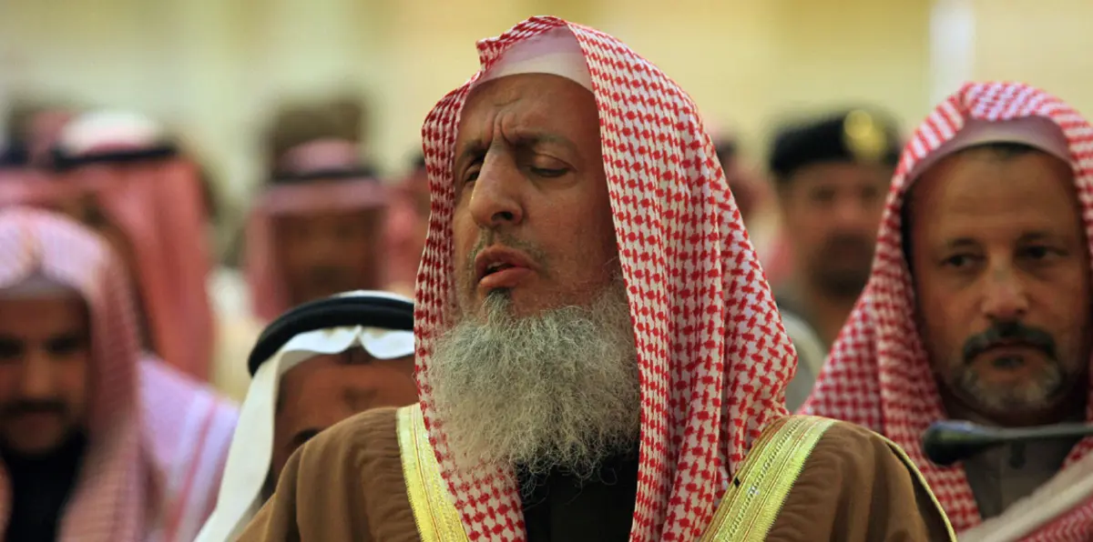 مفتي السعودية يعلق على اعتقال سلمان العودة وباقي "الخلية الاستخبارية"