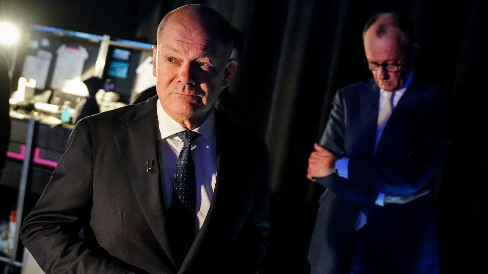 شولتس: يجب التركيز على وجود جيش أوكراني "قوي جداً"