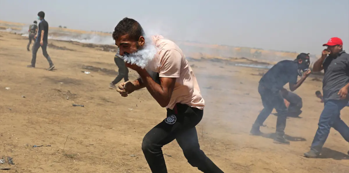 استشهاد 4 فلسطينيين وإصابة المئات في مسيرات العودة شرق قطاع غزة (صور)