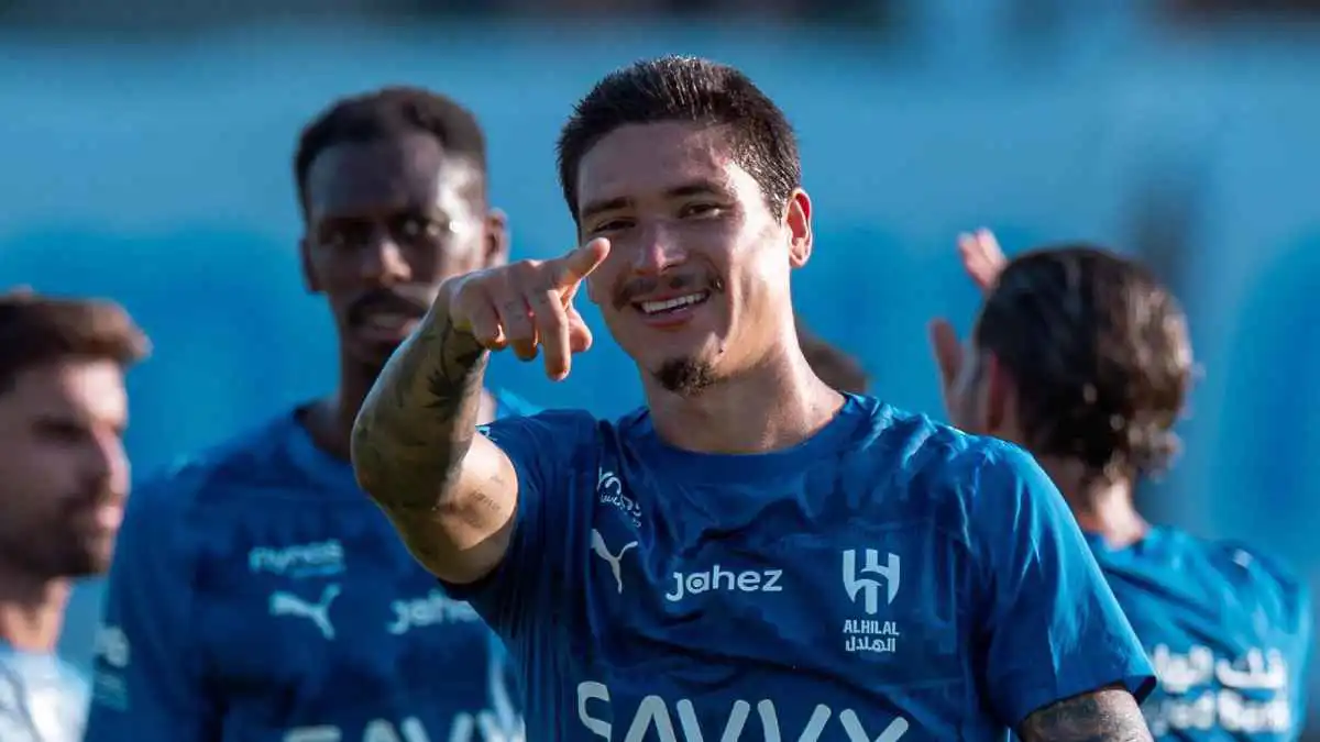 أول عرض لداروين نونيز بعد أزمته مع الهلال السعودي