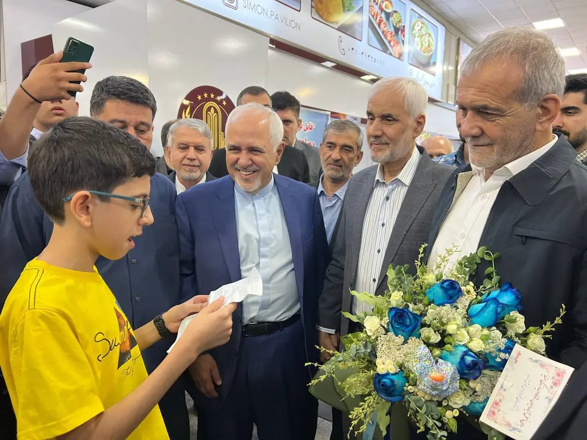 إيران.. وزراء روحاني يستنفرون دعمًا لبزشكيان