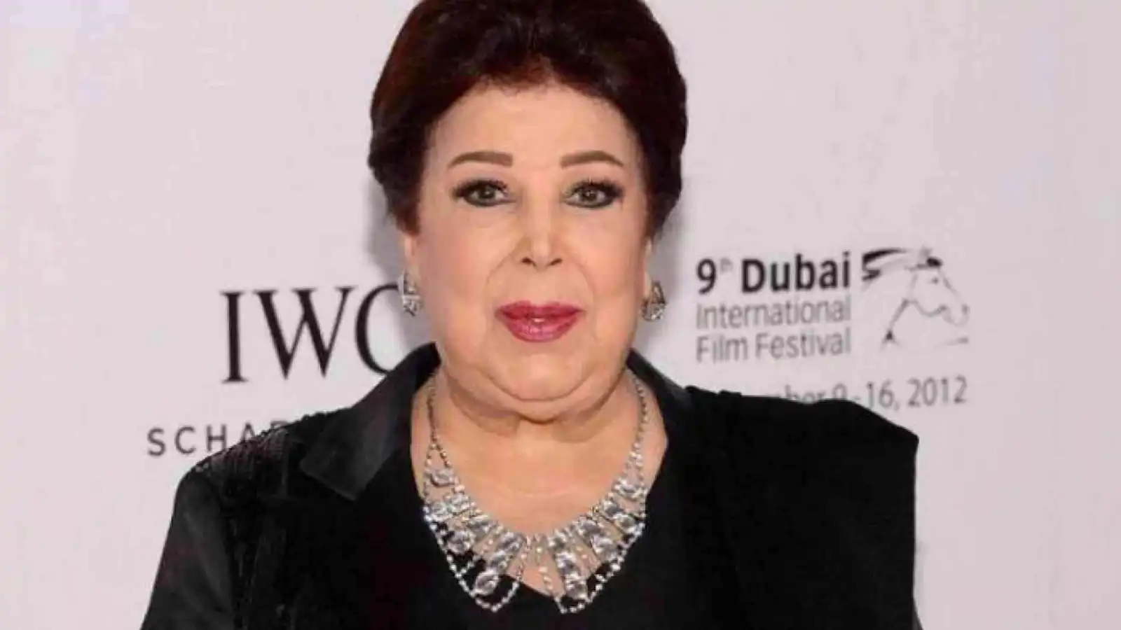 تحذير ثم رحيل مفاجىء.. ما قصة رجاء الجداوي مع وباء كورونا؟