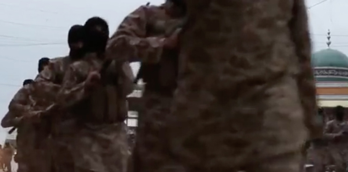 تسريبات جديدة تؤكد تعاون داعش مع قوات الأسد سرًا في سوريا