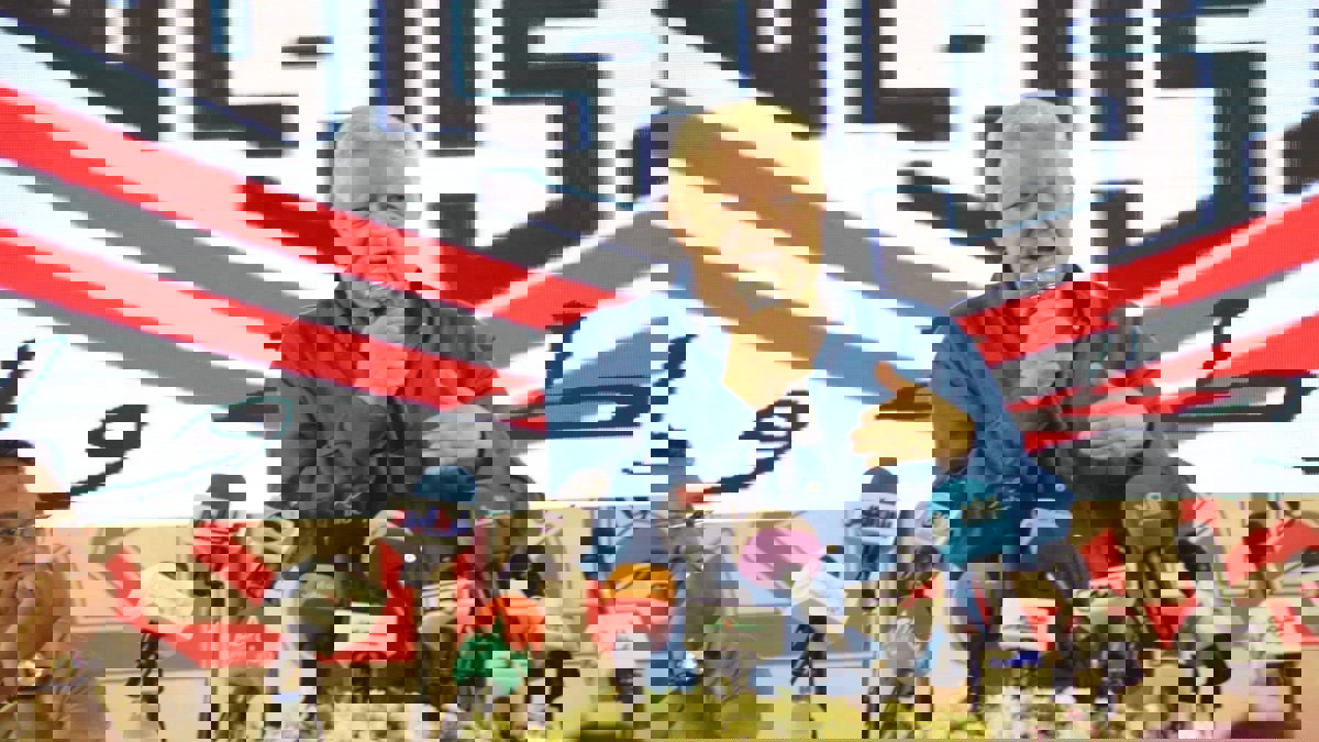 مرتضى منصور رئيس نادي الزمالك: صفقة قوية خلال أيام والمدرب الأجنبي بعد أسبوع