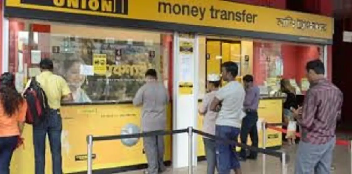 الكويت تبدأ مناقشة فرض ضريبة على تحويلات الوافدين