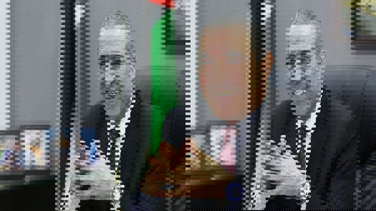 حسين الشيخ يخلف الراحل صائب عريقات في "تنفيذية" منظمة التحرير الفلسطينية