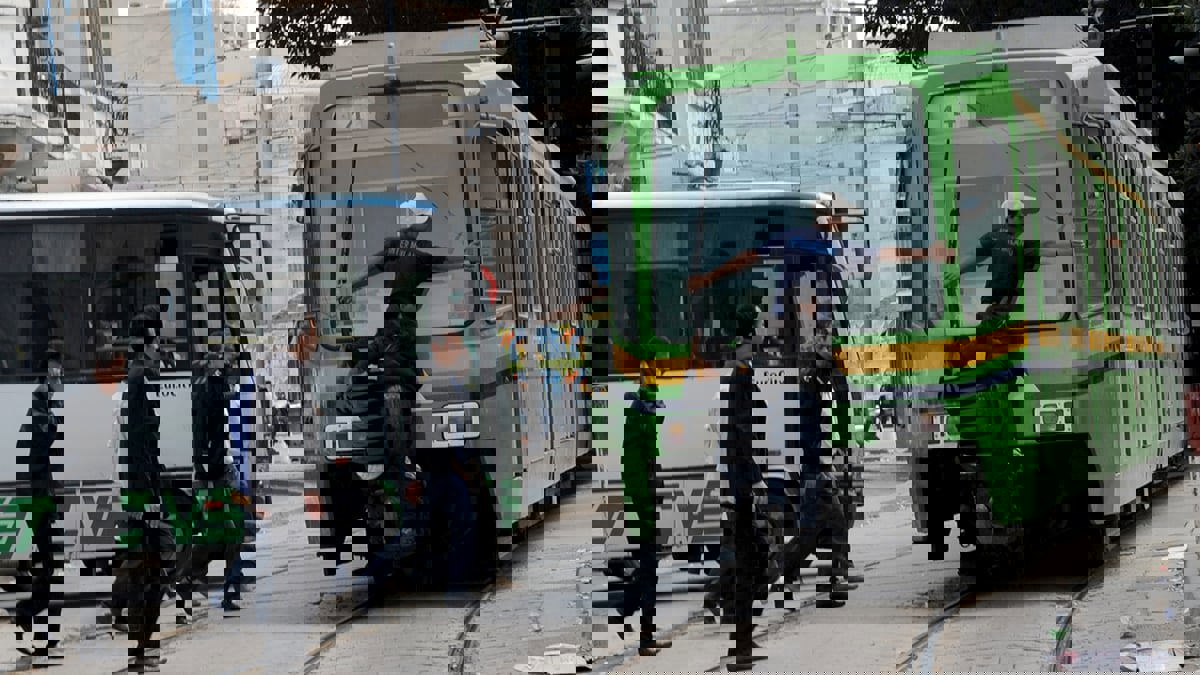 بعد وعد بصرف الرواتب.. تعليق إضراب وسائل النقل في تونس