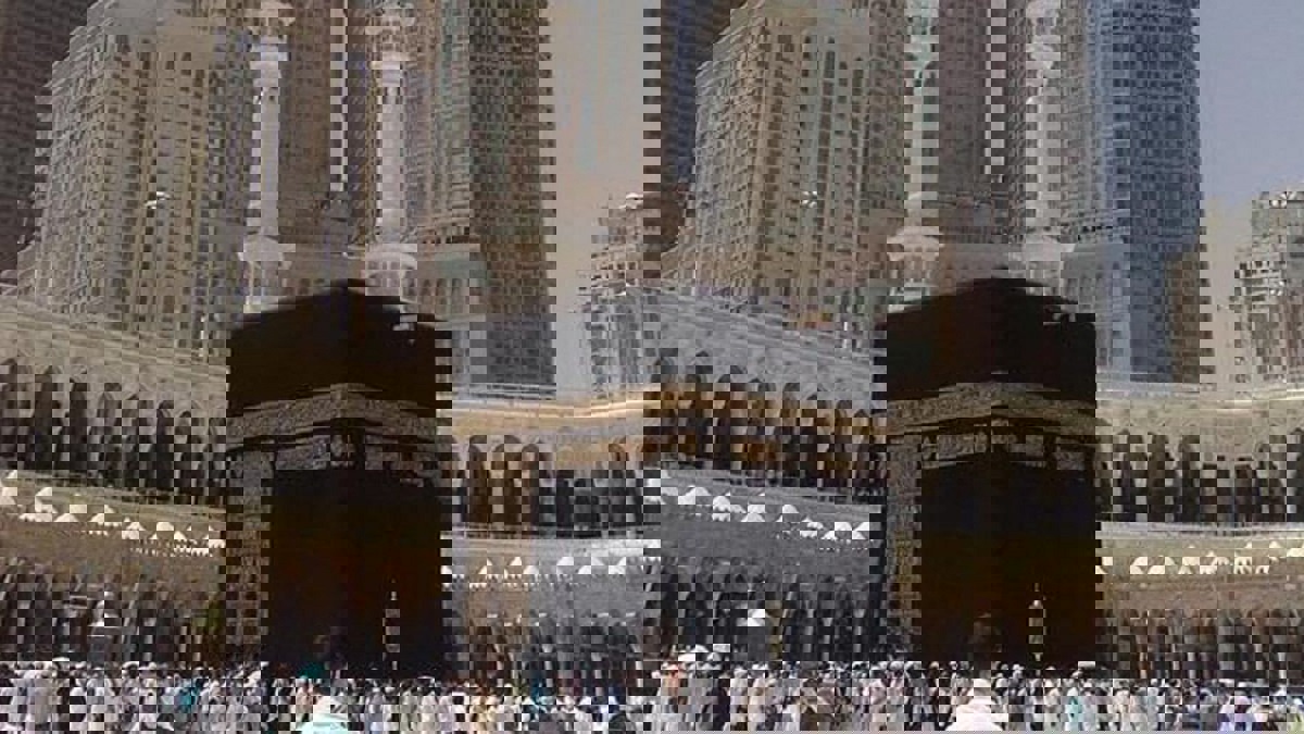 إيران تعتزم إطلاق رحلات العمرة الفردية بعد موسم الحج