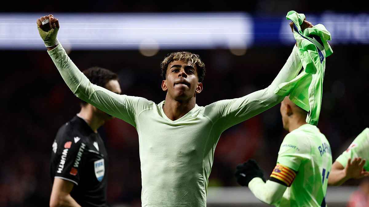 صلاة الفجر وتجهيز الإفطار.. كيف يقضي لامين يامال شهر رمضان؟