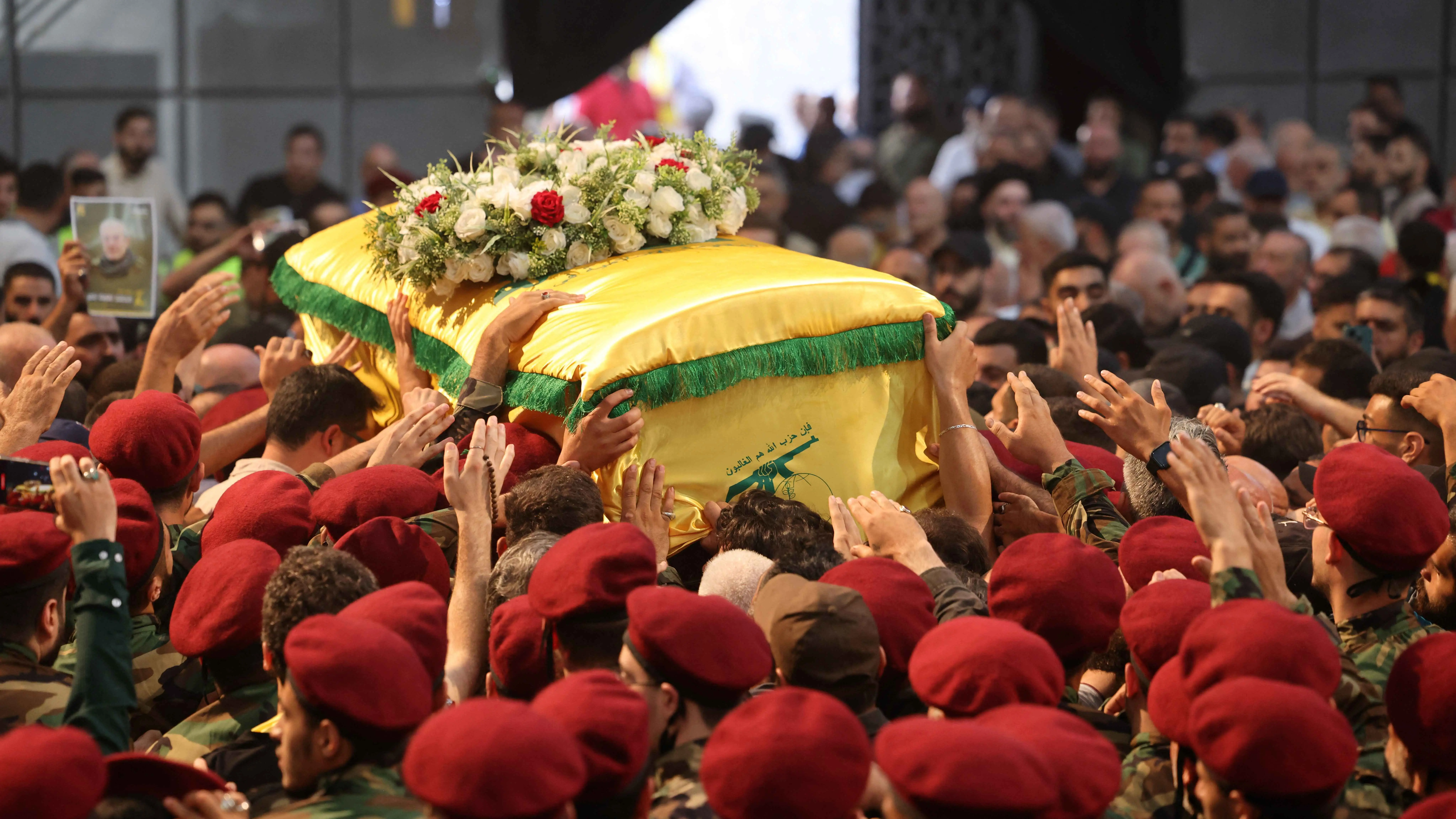 "وول ستريت جورنال": خلافات داخل "حزب الله" وعتب على طهران