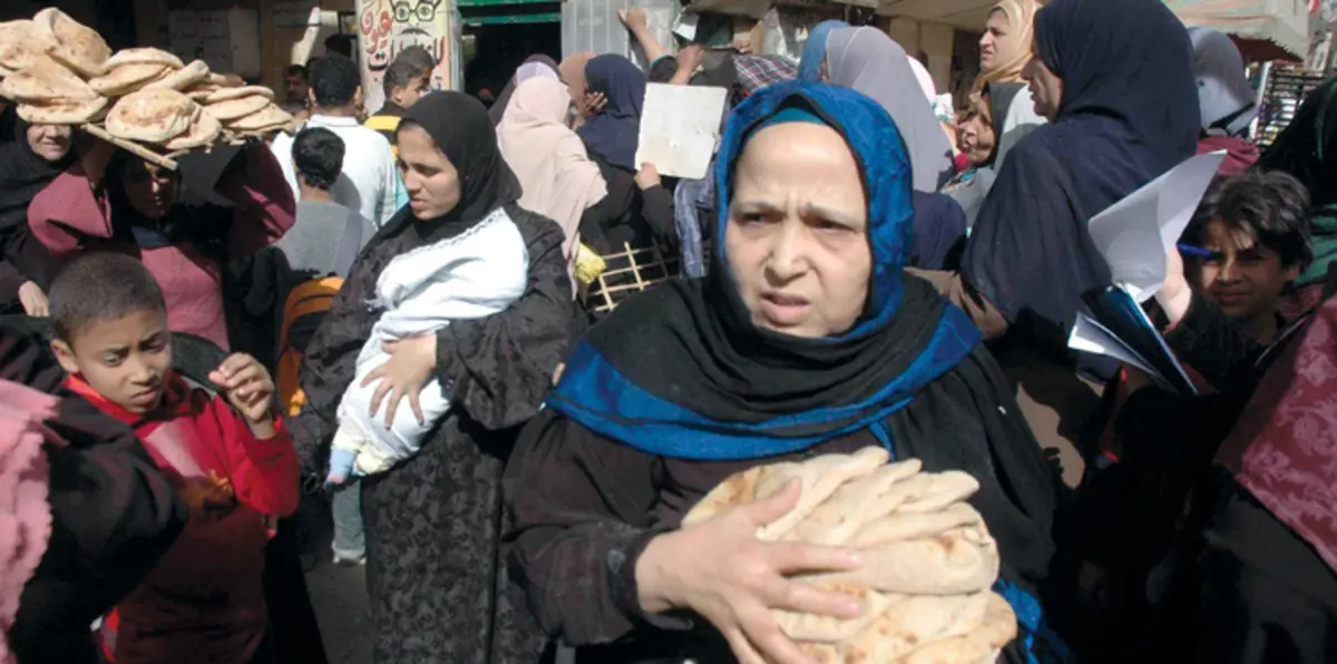 "منحة رمضانية" مهرب الحكومة المصرية من مواجهة الغضب الشعبي