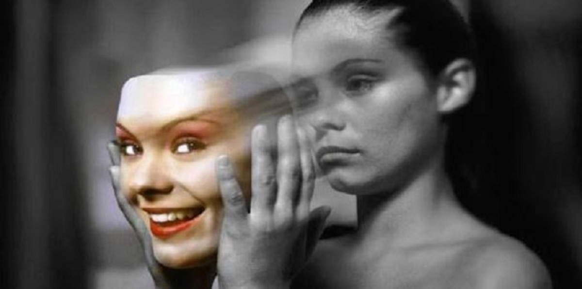 ما الفرق بين الحزن والاكتئاب؟