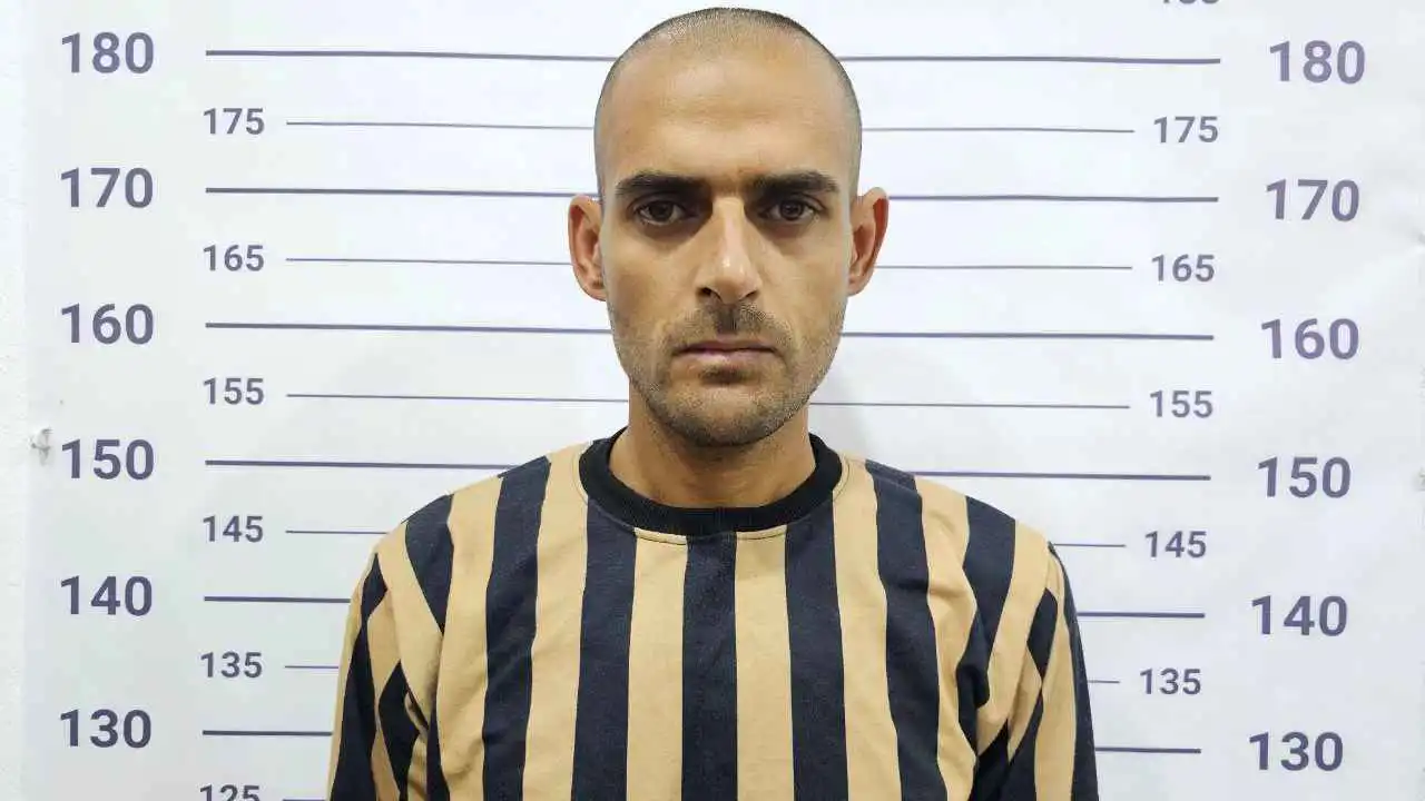 قفل "السجن الأحمر".. الداخلية السورية تعلن القبض على أحد سجاني صيدنايا