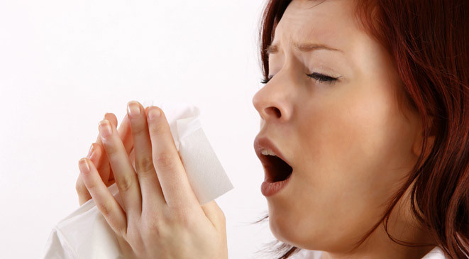 كيفية التمييز بين حساسية الأنف ونزلات البرد