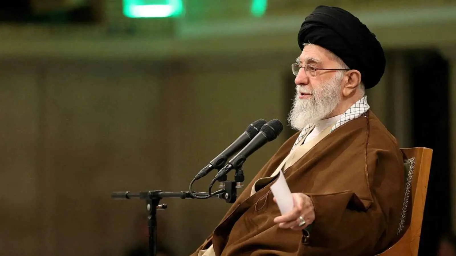 بعد خطاب خامنئي.. هل تلغي إيران المفاوضات غير المباشرة مع أمريكا؟