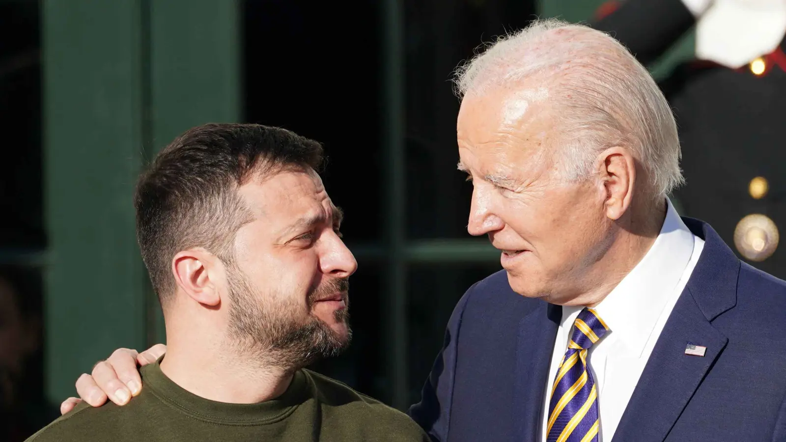 الكشف عن بنود في "خطة النصر" التي سيعرضها زيلينسكي على بايدن
