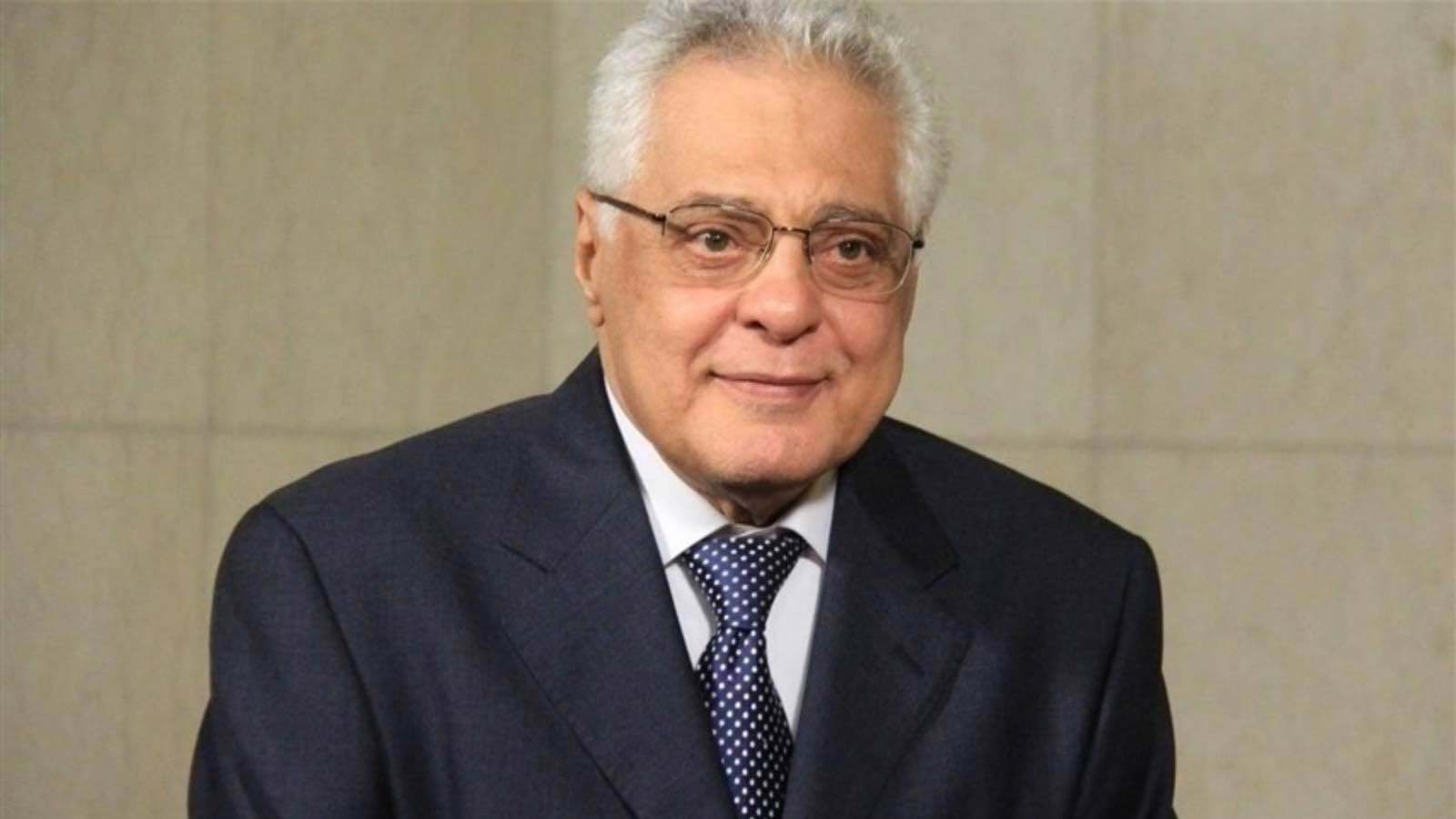 الفنان توفيق عبد الحميد يتعرض لأزمة صحية "شديدة"