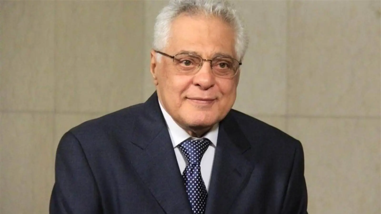 الفنان توفيق عبد الحميد يتعرض لأزمة صحية "شديدة"