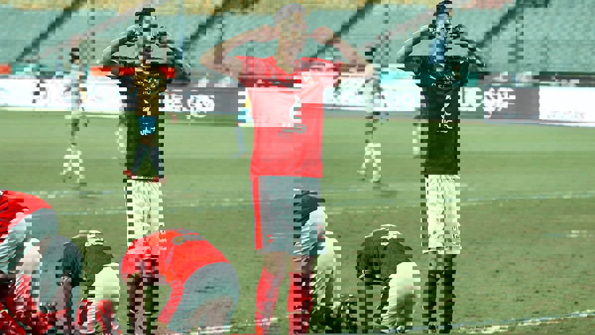 الأهلي المصري يعلن رحيل بدر بانون.. ويغرّم 4 لاعبين بسبب حفل زفاف