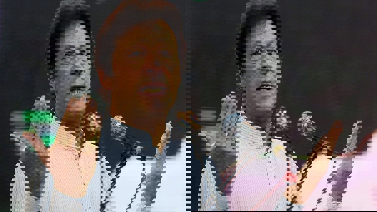 باكستان.. عمران خان يطالب بانتخابات مبكرة ويهدد بـ"الزحف" نحو إسلام أباد